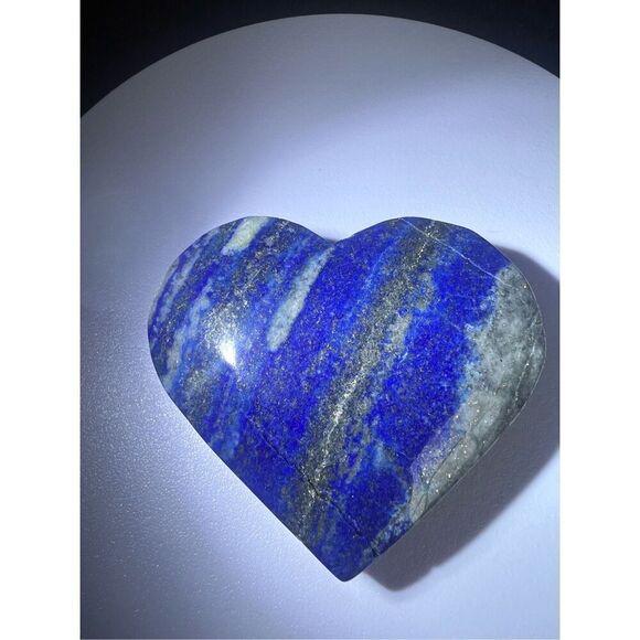 Lapis Lazuli Crystal Heart Carving (#2) - Picture 4 of 14